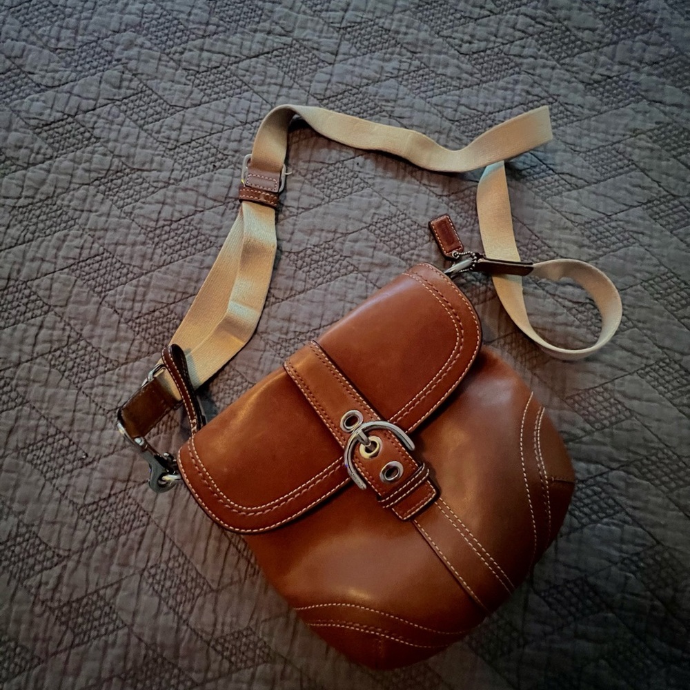 Coach Brown Leather Crossbody Bag with Tan Strap - Picture 2 of 7